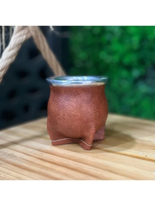 Mate cerámica Lincoln's: diseño elegante y fácil de limpiar.