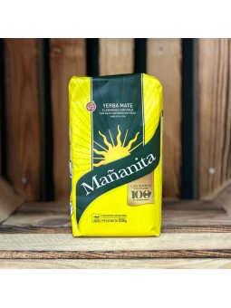 Paquete de yerba mate Mañanita 500g con palo y bajo polvo